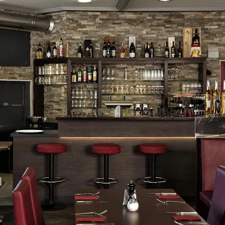 Loftstyle Gerlingen, Sure Collection By Western Gerlingen