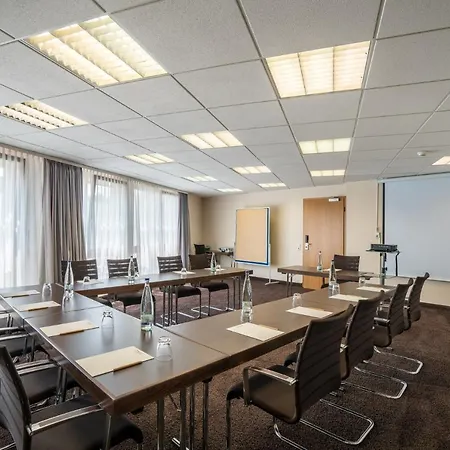 Loftstyle Gerlingen, Sure Collection By Western Gerlingen